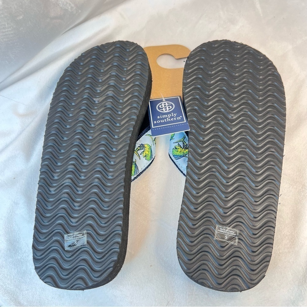 Simply Southern Harbor Flip Flops Marlin - Picture 5 of 6